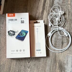 Magnetic Wireless Charger - White